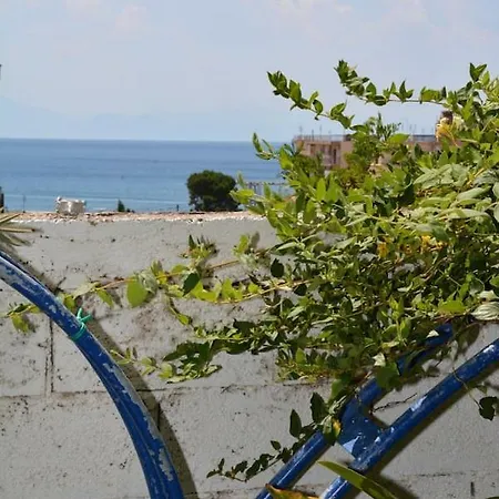 Traditional Summer House In Marmari Holiday home *